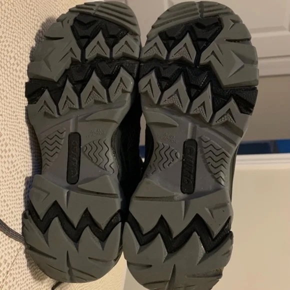 Women's Hi-Tec Lite Mid WP Hiking Boots (Charcoal grey, size US 8.5) - Picture 7 of 11